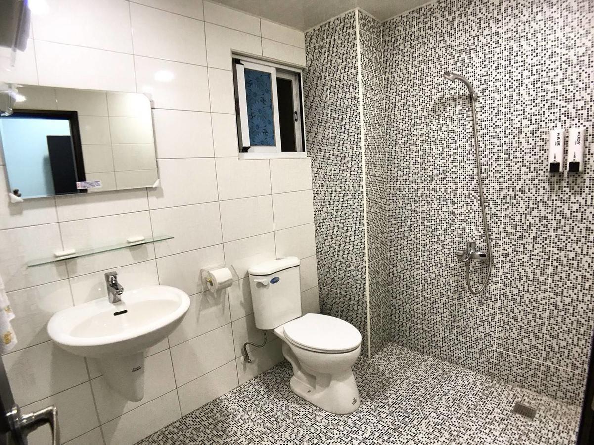 J. Home Καοσιούνγκ Εξωτερικό φωτογραφία