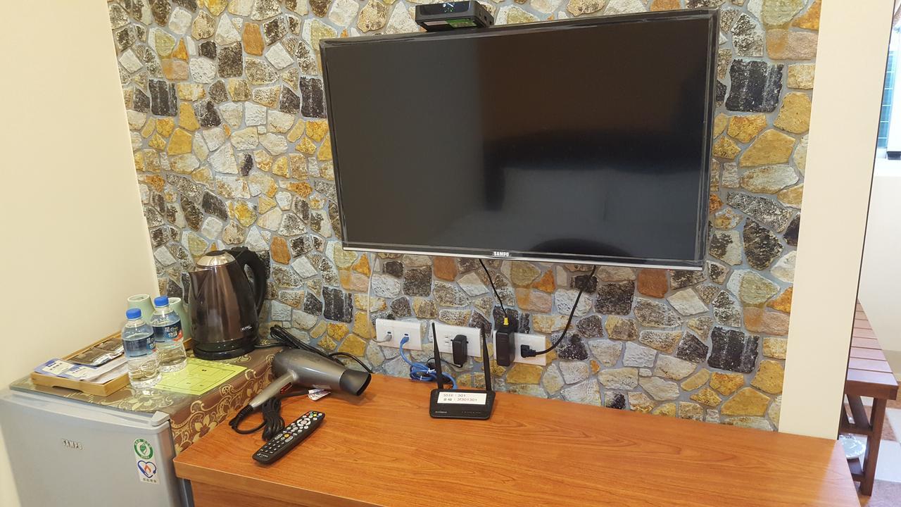 J. Home Καοσιούνγκ Εξωτερικό φωτογραφία